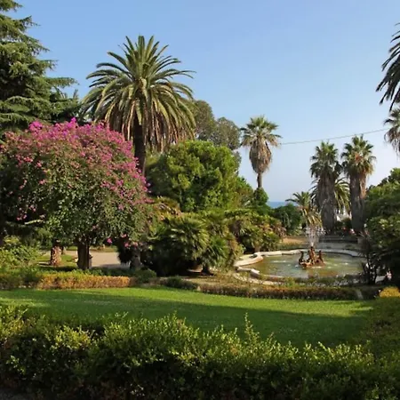 Matteo's Flat Close To Portosole & Downtown 4 P.l. 아파트