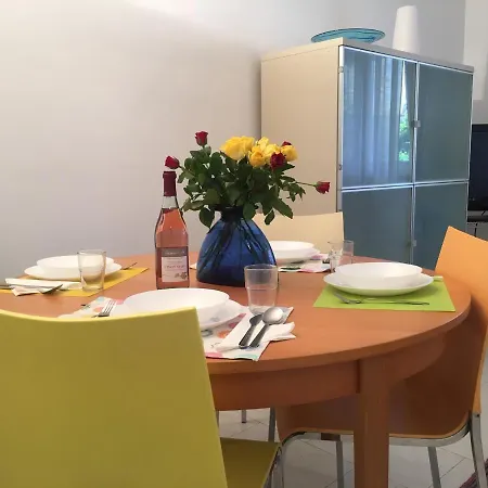 아파트 Matteo's Flat Close To Portosole & Downtown 4 P.l. *