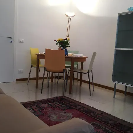 Matteo's Flat Close To Portosole & Downtown 4 P.l. Apartament *
